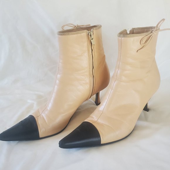 Chanel Vintage Booties, 38 - Picture 6 of 9